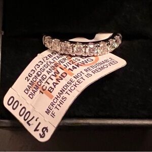 1 ct. Diamond Band / 14KT White Gold NWT and BOX from Macys